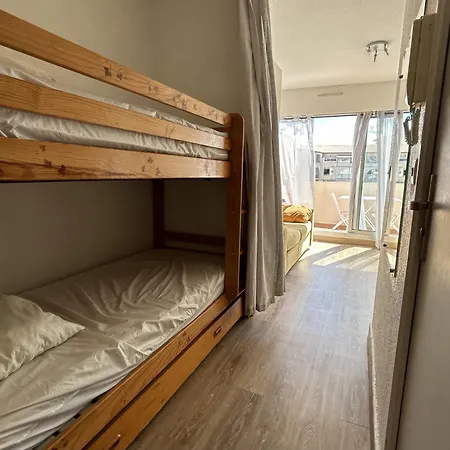 Studio Cabine A Sete Avec Terrasse Et Climatisation - Fr-1-338-106 Апартаменты *