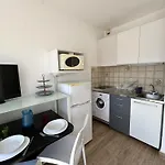 A Avec Terrasse Et Climatisation - Fr-1-338-106