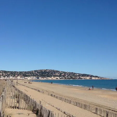 Sète, 1 Pièce, 4 Personnes - Fr-1-338-106 Sète
