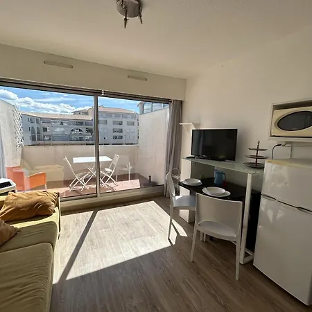 Studio cabine à Sète avec terrasse et climatisation - FR-1-338-106 Sète